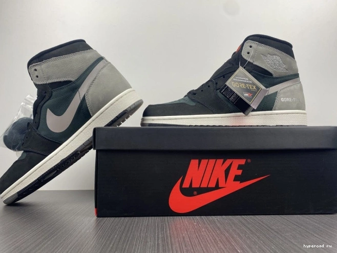 1 DB2889-001 Jordan Black Element Particle Retro Gore-Tex High Grey 0822